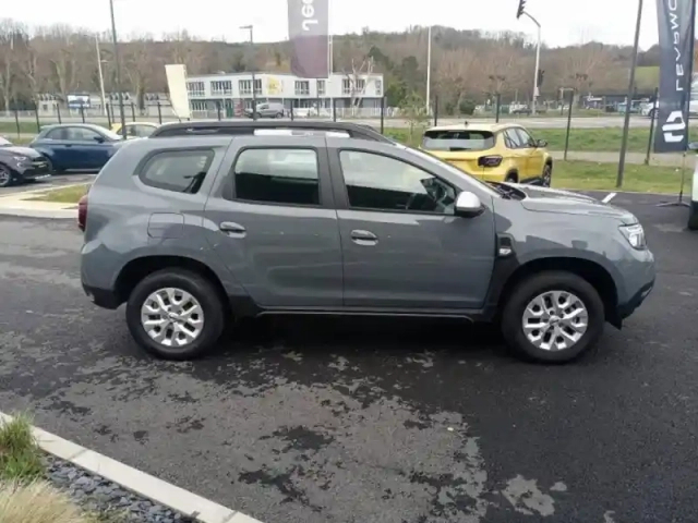 Dacia Duster 1.0 eco-g 100ch  journey 4x2 — photo 4