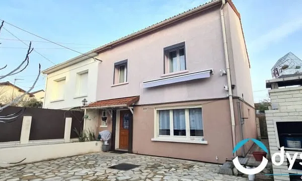 Maison familiale lumineuse - secteur pavillonnaire calme, proc