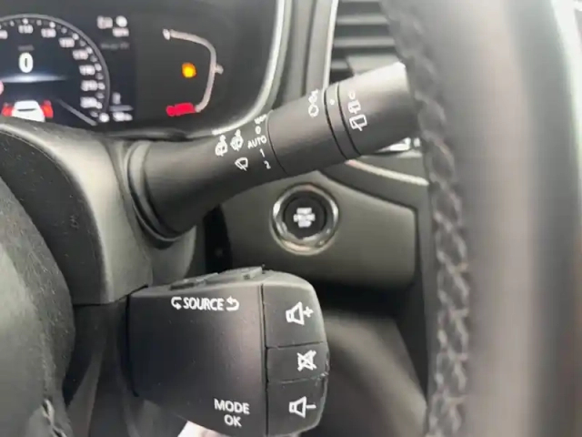 Renault Megane mégane iv berline blue dci 115 - 21b — photo 45