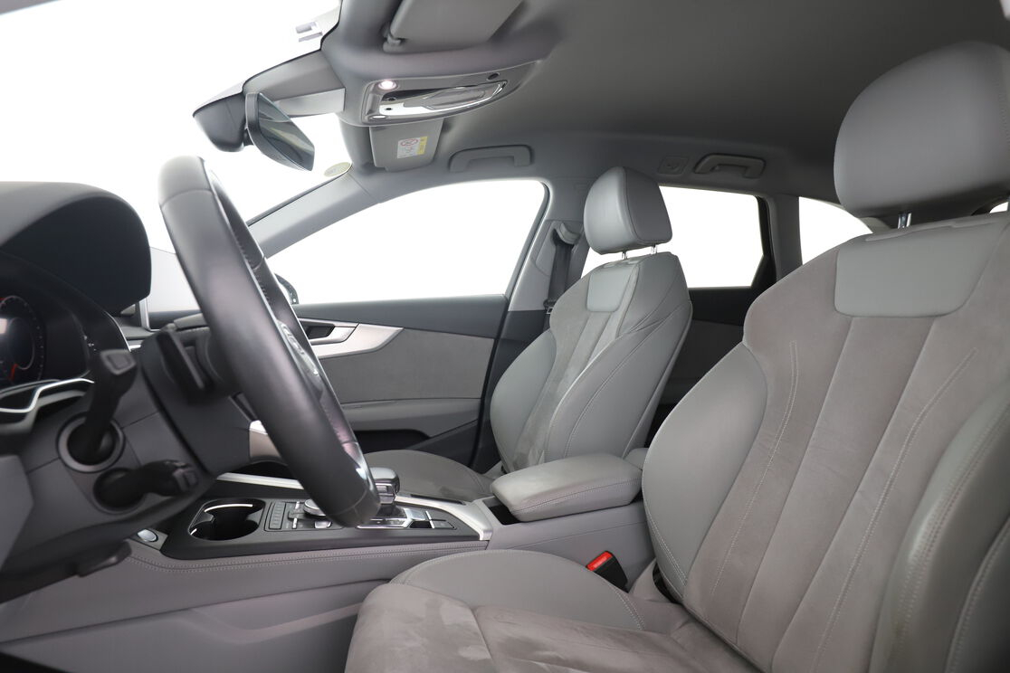 Audi A4 Avant 40 TDI Design Luxe S Tronic — photo 9