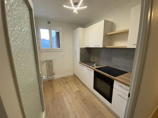 T1 1ER ETAGE - L'OISELET