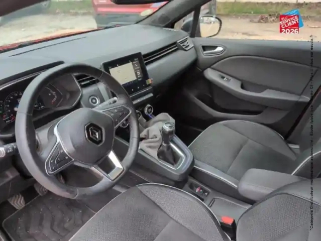 Renault Clio 1.5 blue dci 115ch intens 6cv — photo 15