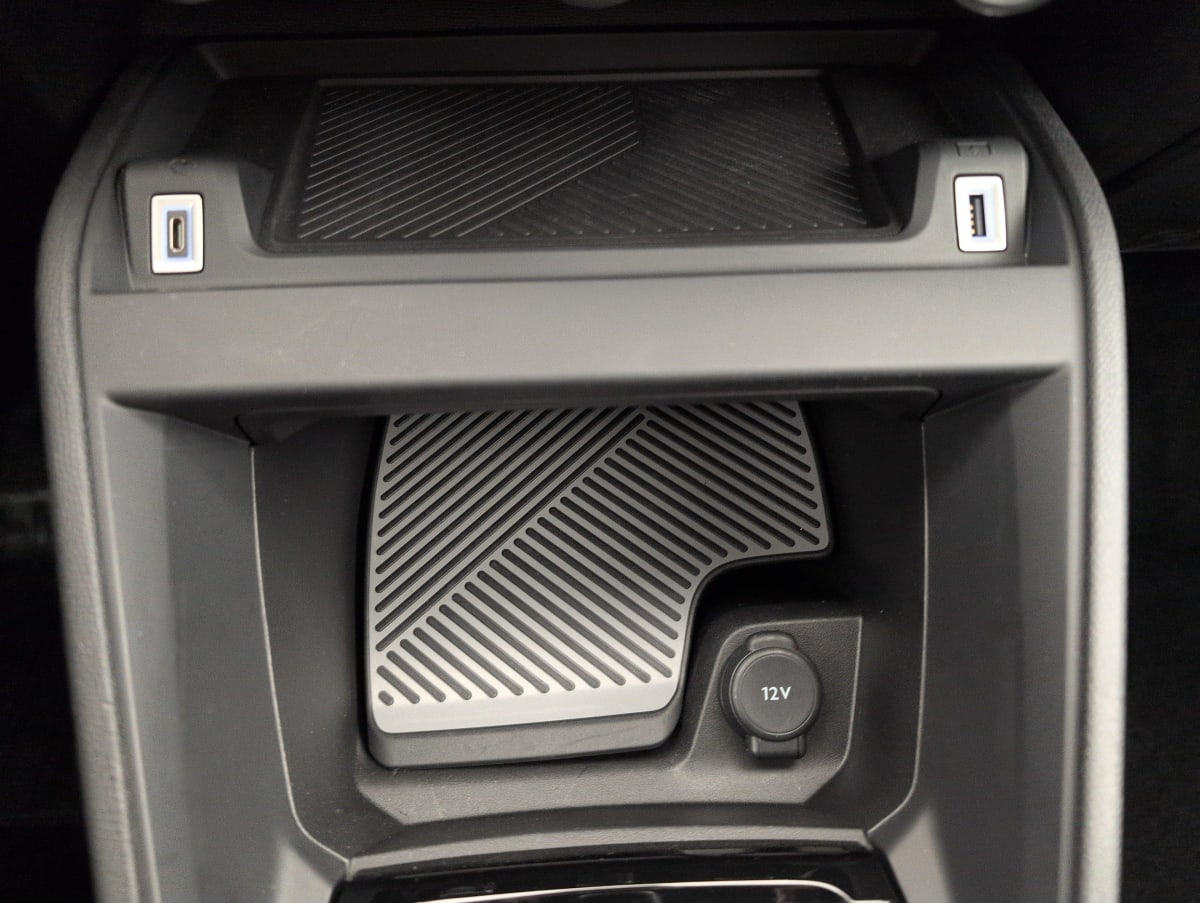 Citroën C4 — photo 20