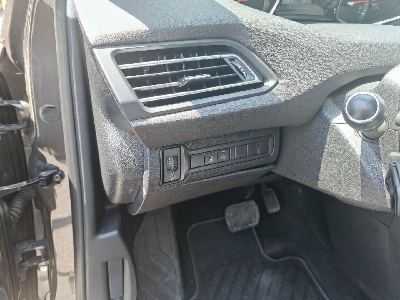 Peugeot 308 bluehdi 130ch s&s eat8 active business — photo 13
