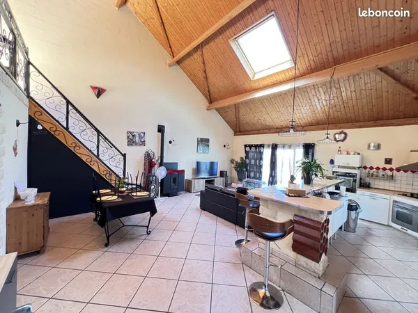 Maison 6 pièces 167 m²