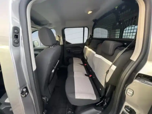 Citroën Berlingo taille m - 1.5 bluehdi 130ch s&amp;s max eat8 5 places — photo 10