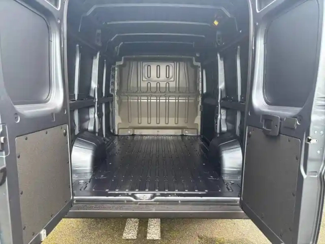 Peugeot Boxer fgn tole 3.3 t l2h2 140 s&amp;s bvm6 — photo 52