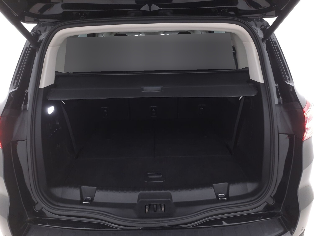 Ford S-Max — photo 15