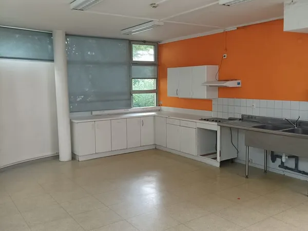 Bureaux 150 m²