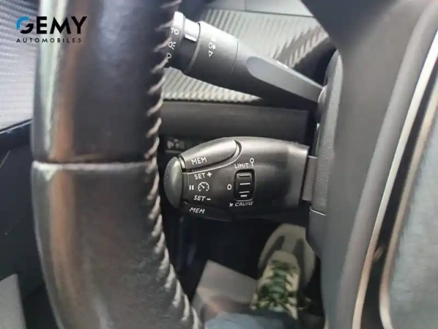 Peugeot 208 bluehdi 100 s&amp;s bvm6 — photo 20