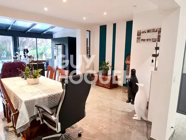 Maison 6 pièces - 4 chambres - 130 m²