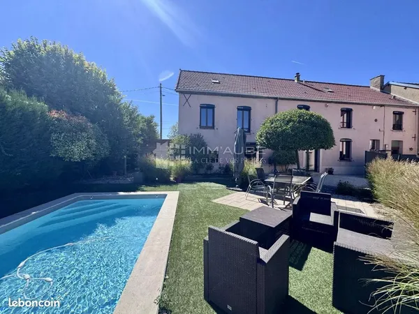 Maison 7 pièces 202 m²