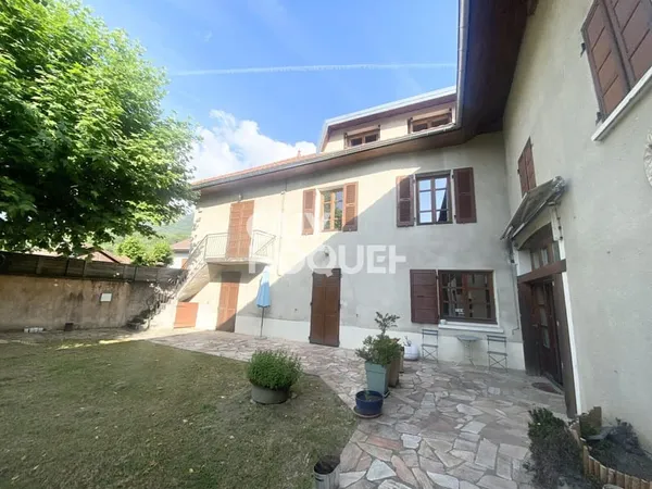 Maison Vente La Buissière 10p 253m² 645000€