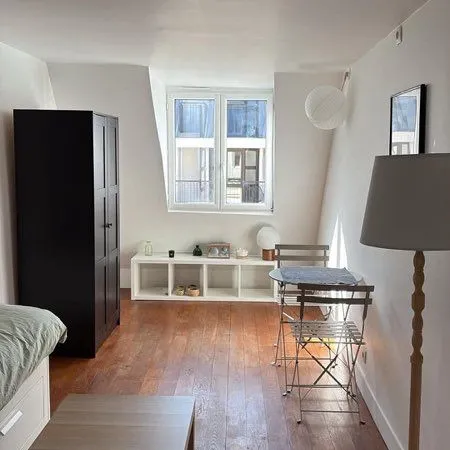 À louer - Charmant studio meublé de 19,5 m² - Paris 14e - Rue de la Gaîté