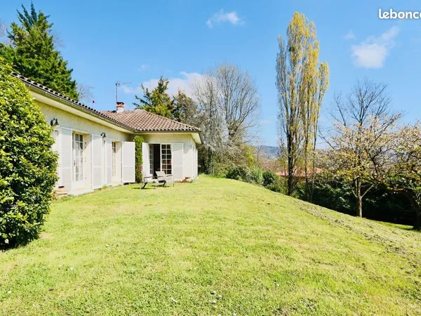 Maison 5 pièces 160 m²