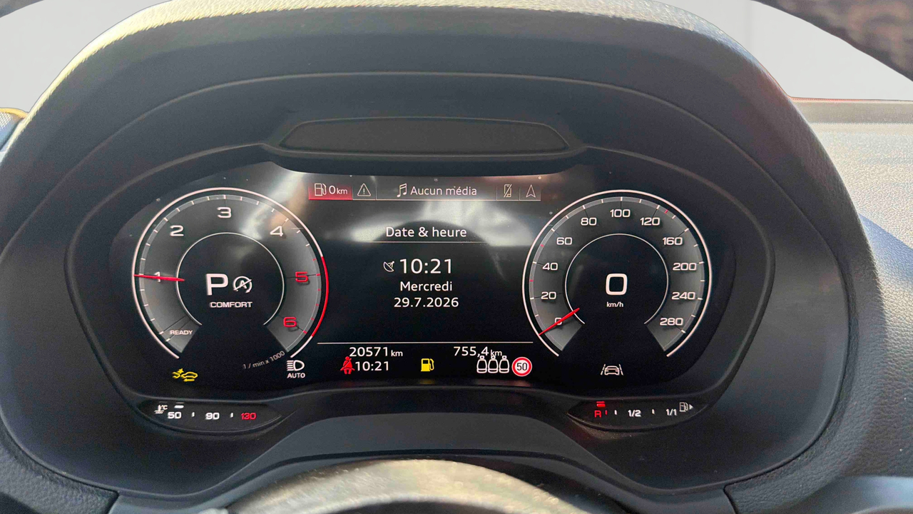 Audi Q2 35 TDI 150 S tronic 7 — photo 10