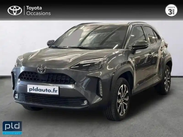 Toyota Yaris cross 116h design mc24