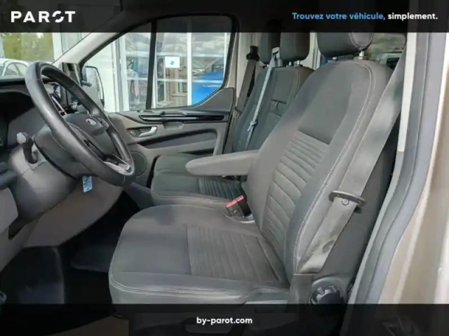 Ford Custom fg 300 l1h1 2.0 ecoblue 130 s&amp;s cabine approfondie limited bva6 7cv — photo 10