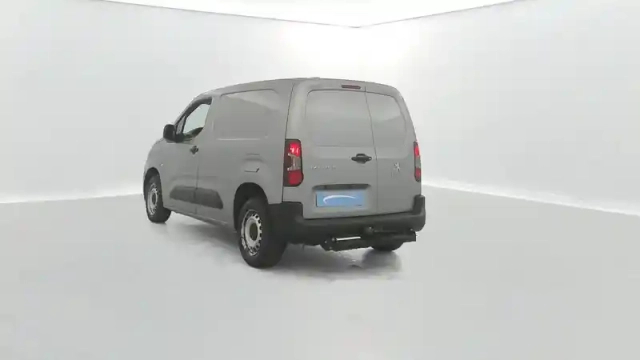 Peugeot Partner fourgon standard 650 kg bluehdi 100 s&amp;s bvm5 — photo 54