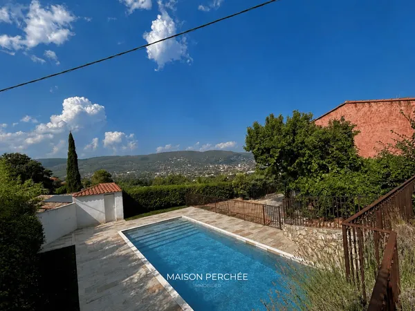 Villa 7 pièces 224 m²