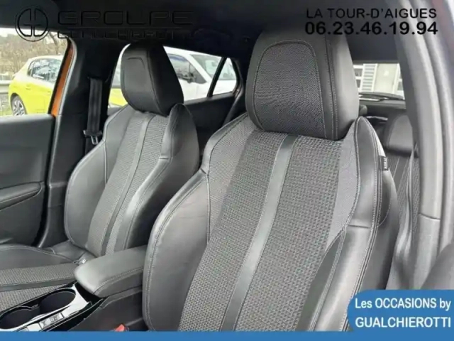 Peugeot 2008 1.2 puretech 130ch s&amp;s gt eat8 — photo 9