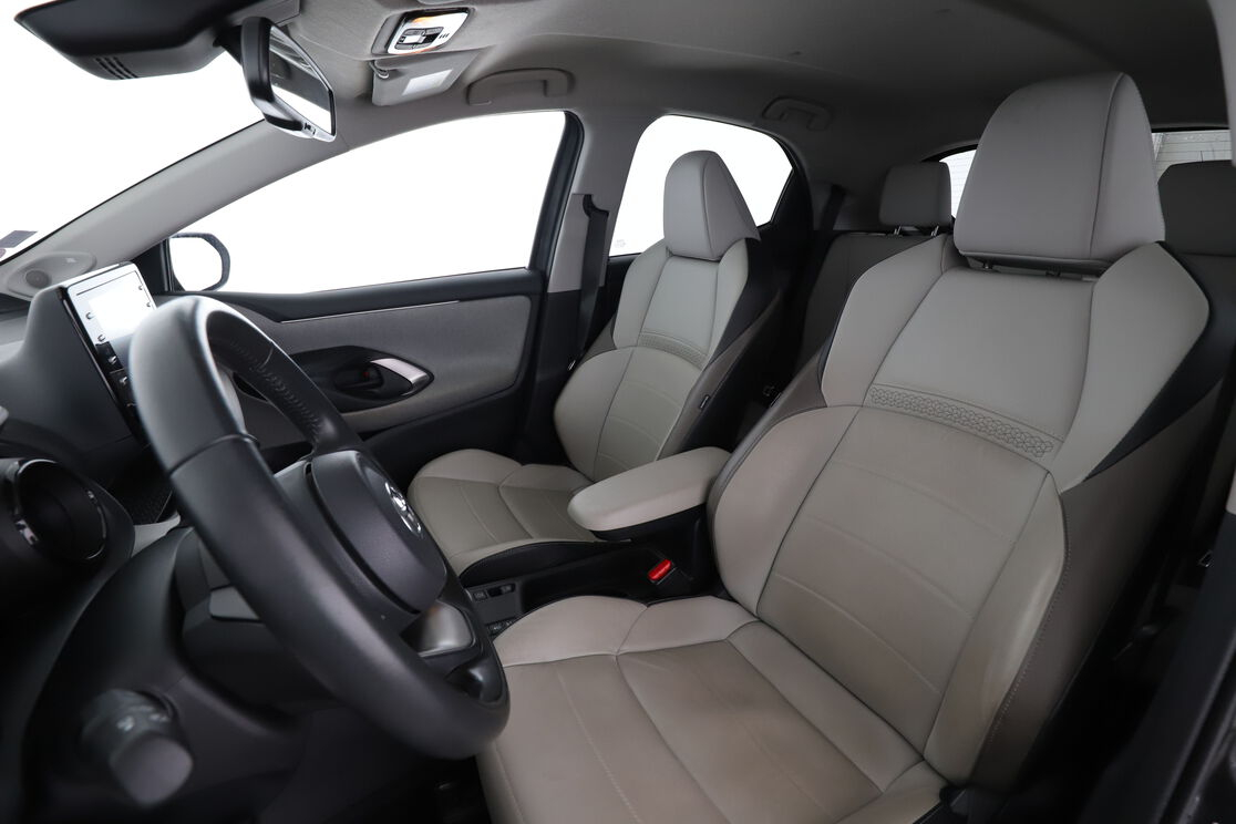 Toyota Yaris 1.5 Hybride Iconic — photo 9