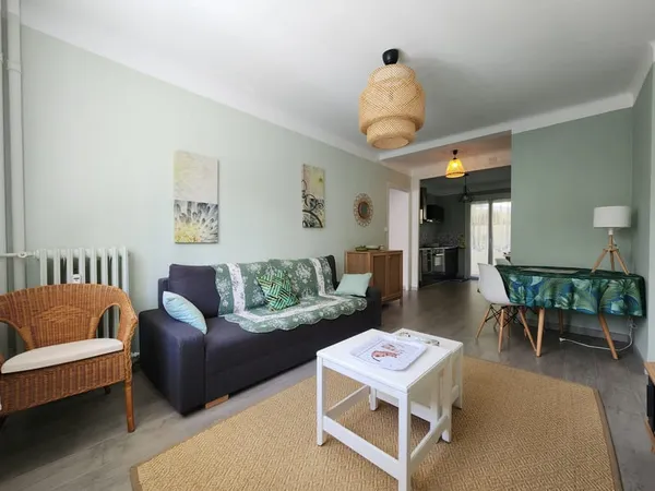 MAGNIFIQUE APPARTEMENT T2 BOULEVARD PETITE PROVENCE