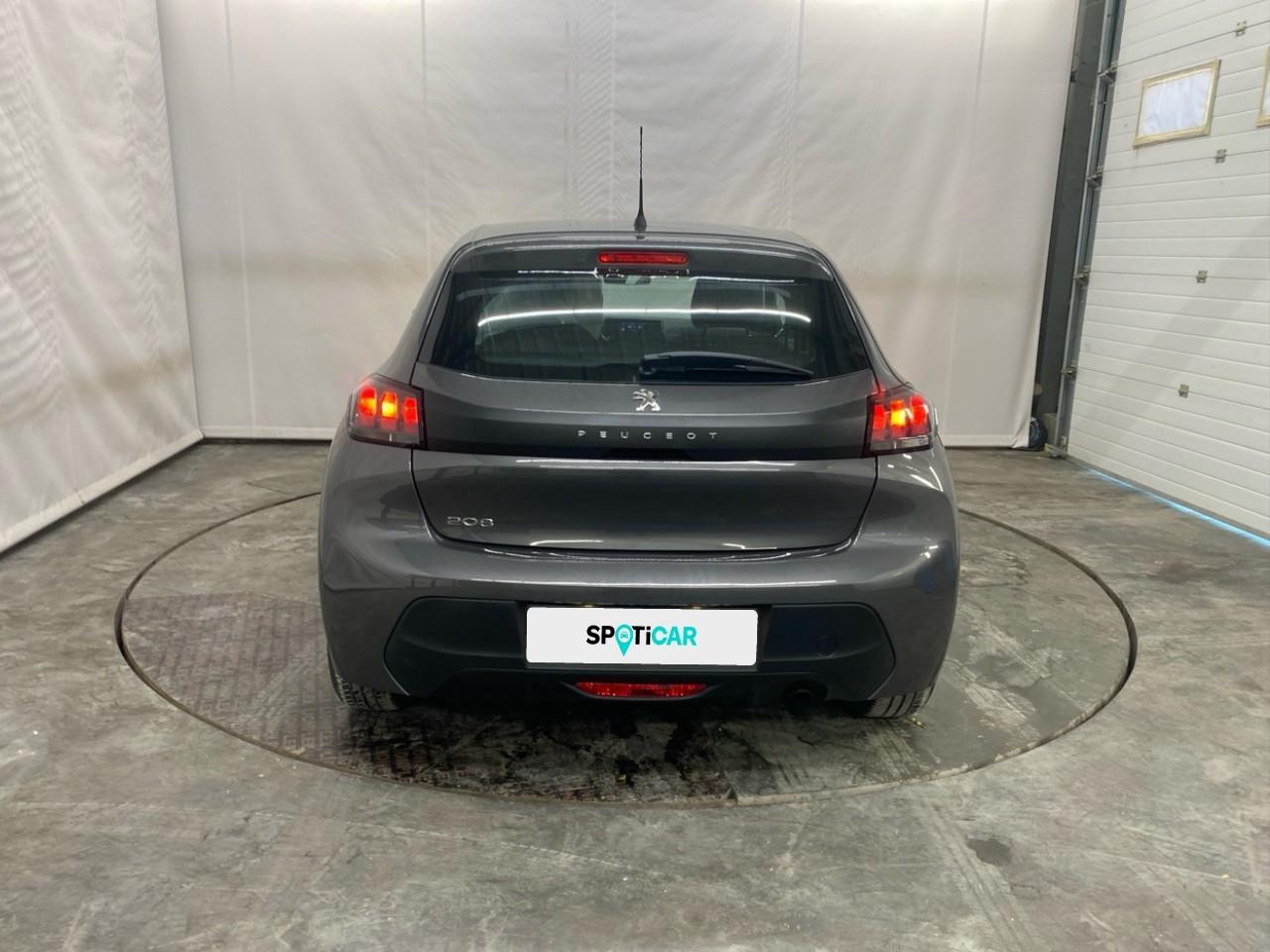 Peugeot 208 puretech 75 s&s bvm5 like — photo 4