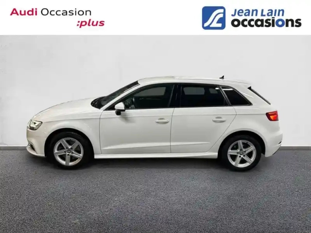 Audi A3 sportback 40 e-tron 204 s tronic 6 — photo 8