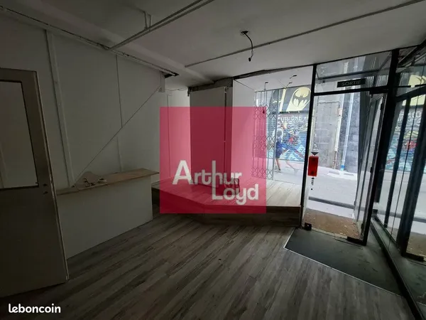 Local commercial 100 m² CLERMONT-FERRAND