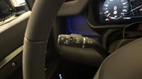 Land-Rover Defender 90 3.0 D250 Hard Top X-Dynamic SE — photo 23