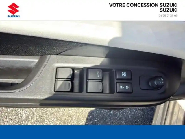Suzuki Swift 1.2 hybrid 83ch privilège — photo 12