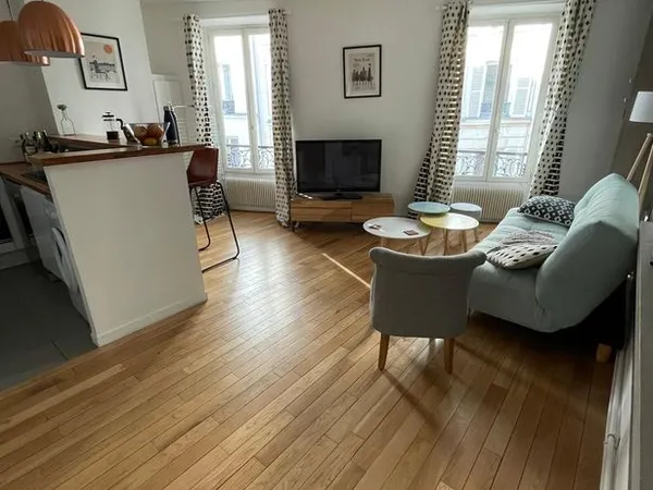✨ MONTMARTRE- SACRE-COEUR, Charmant 2 pièces meublé, Lumineux, Design et Meublé- 40 M2