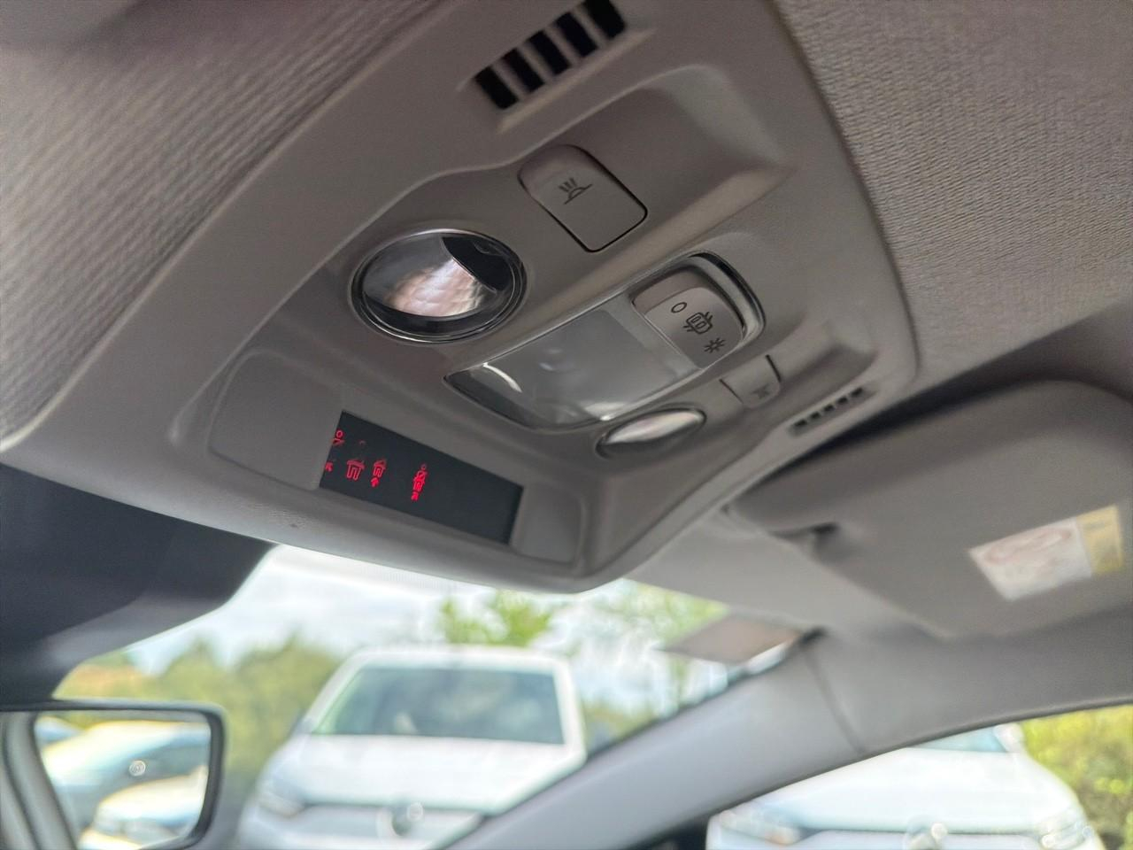 Citroën C3 1.2 puretech 83ch s&s shine — photo 19