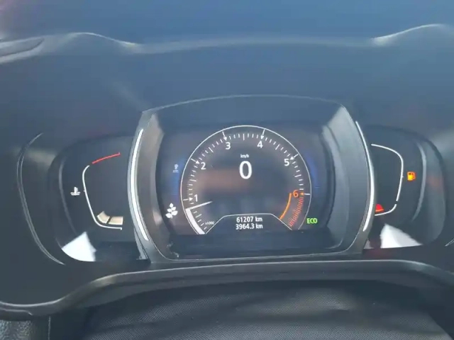 Renault Kadjar tce 140 fap — photo 33