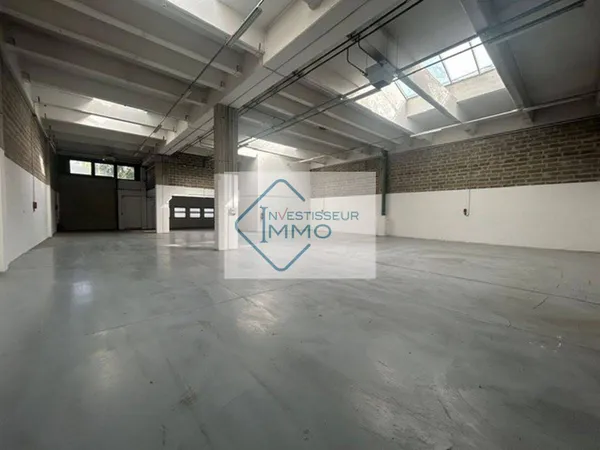 Local d'activité 633 m²