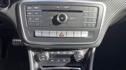 Mercedes Classe A 200 156 7G-DCT - Fascination – 2017 – 149236 km – Essence – Boîte Automatique — photo 27