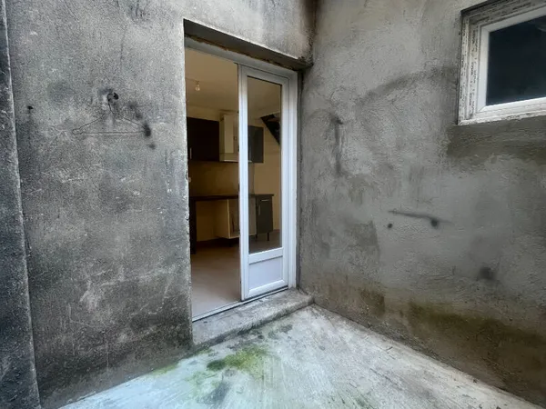 Appartement T2 avec petite terrasse