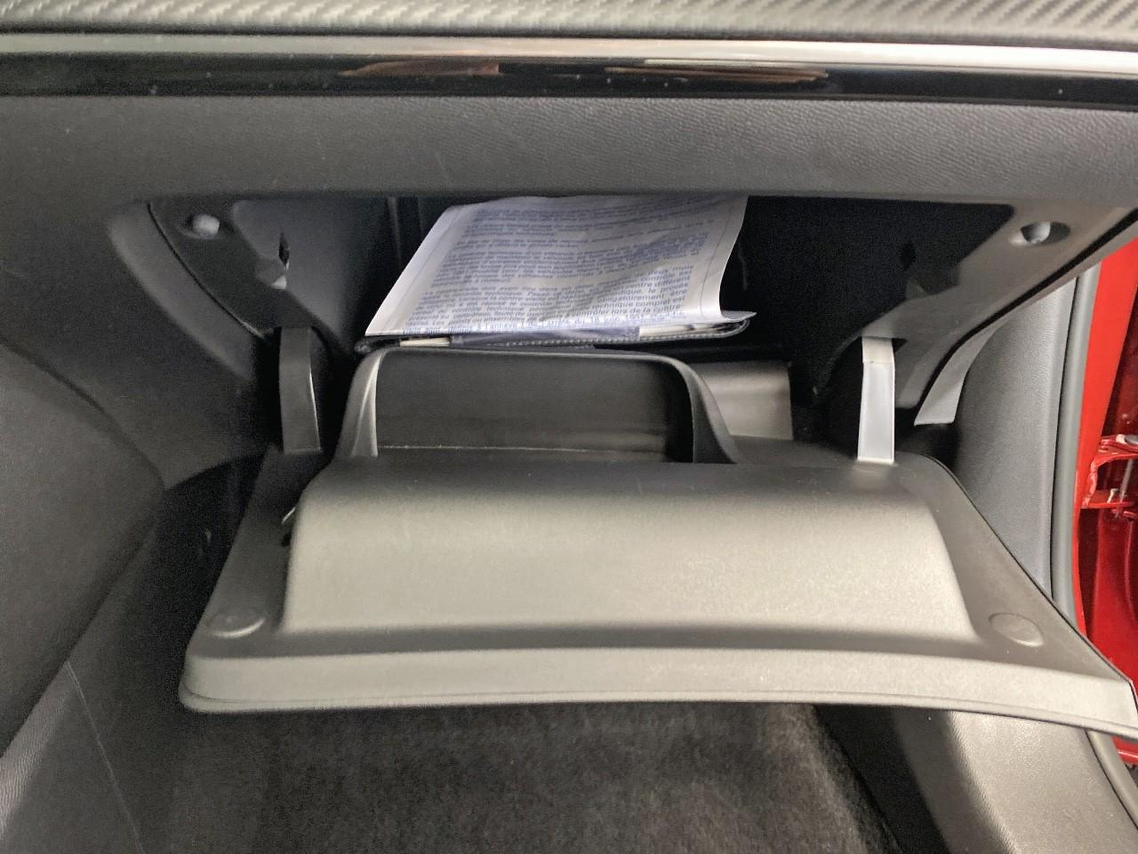 Peugeot 2008 puretech 130 s&s eat8 allure — photo 29