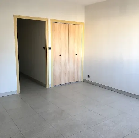 Studio 1 pièce 31 m²