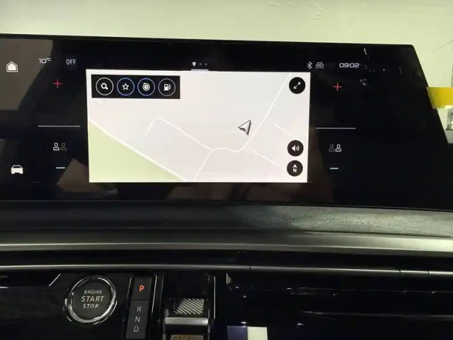 Peugeot 3008 hybrid 145 e-dcs6 — photo 96