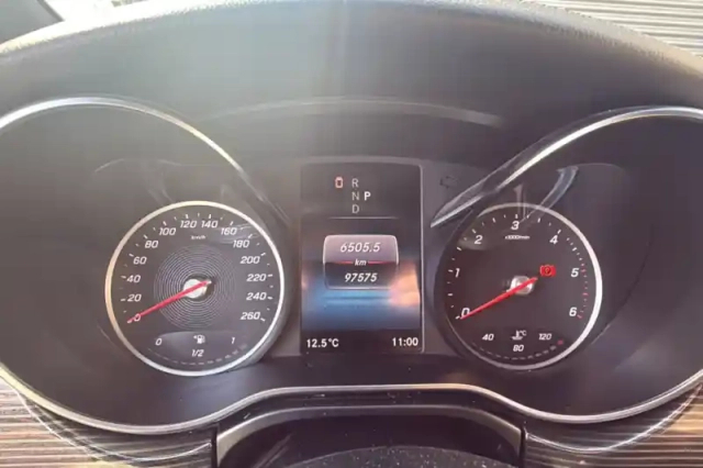 Mercedes Cla sse v extra-long 250 d 9g-tronic 4x4 — photo 35