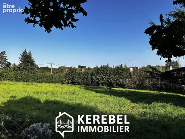 Entre 472 m² et 1224 m²