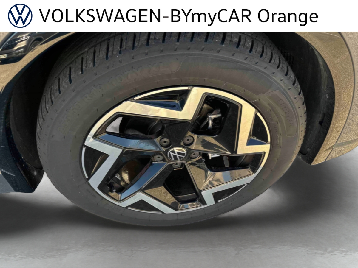 Volkswagen Tiguan 1.5 eTSI 150ch DSG7 — photo 18