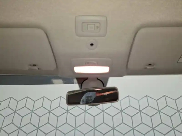 Dacia Sandero eco-g 100 — photo 13