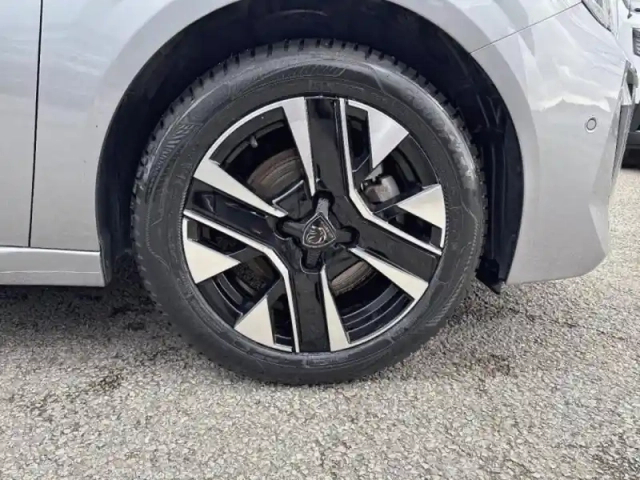 Peugeot 208 1.2 puretech 100ch s&amp;s allure — photo 13