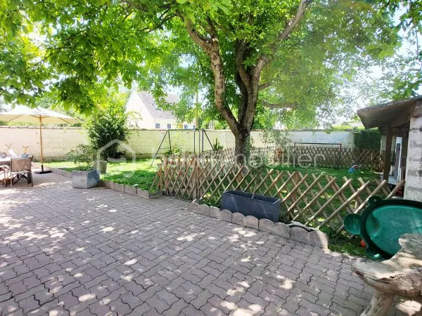 Maison 8 pièces 206 m²
