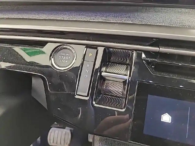 Peugeot 3008 electrique 210 ch 73 kwh — photo 14