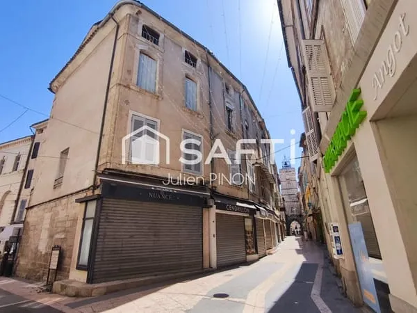 Appartement spacieux et lumineux au coeur d'Apt  87 m²