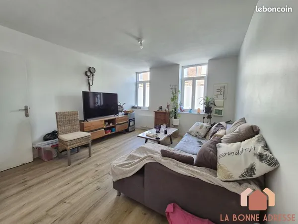 Appartement 2 pièces 64 m²